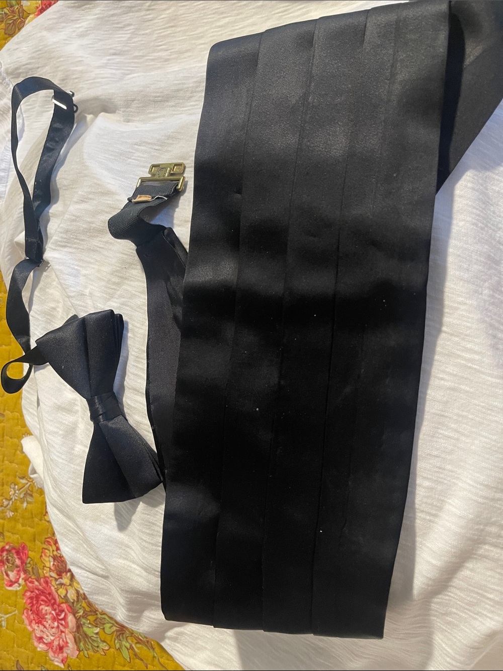 Classic Black Cummerbund and Bow Tie Set - Men's Formal Accessories